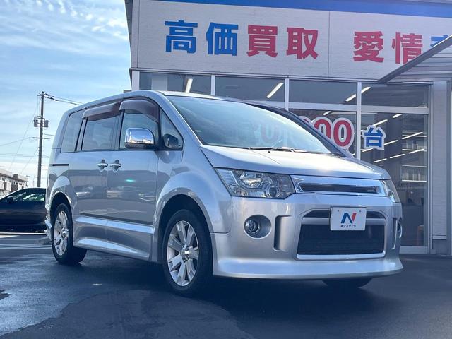 デリカD:5 ローデスト G パワーパッケージ 電動スライドドア SDナビ バックカメラ スマートキー HIDヘッド ビルトインETC クルコン 純正18インチアルミ オートライト オートエアコン パドルシフト(16枚目)