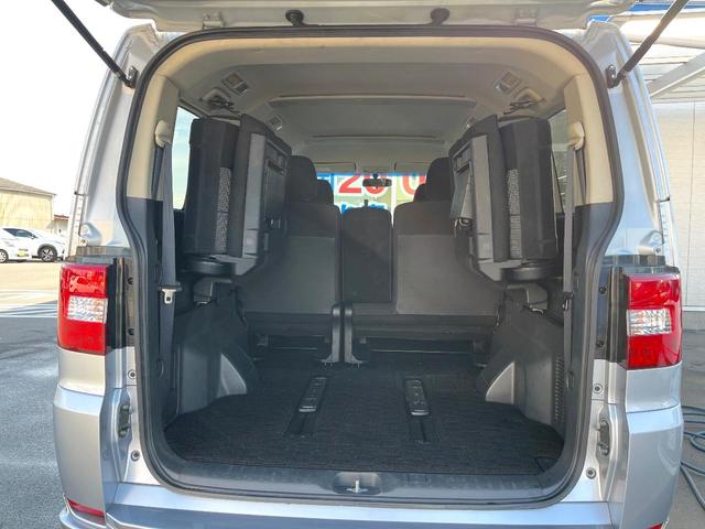 デリカD:5 ローデスト G パワーパッケージ 電動スライドドア SDナビ バックカメラ スマートキー HIDヘッド ビルトインETC クルコン 純正18インチアルミ オートライト オートエアコン パドルシフト(28枚目)