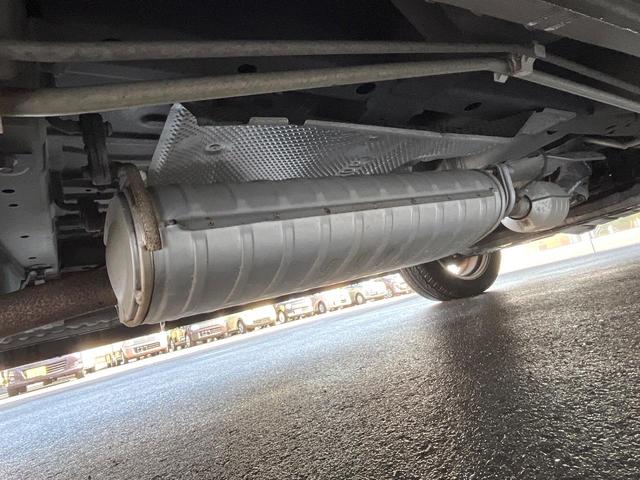 デリカD:5 ローデスト G パワーパッケージ 電動スライドドア SDナビ バックカメラ スマートキー HIDヘッド ビルトインETC クルコン 純正18インチアルミ オートライト オートエアコン パドルシフト(29枚目)