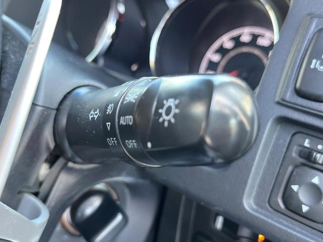 デリカD:5 ローデスト G パワーパッケージ 電動スライドドア SDナビ バックカメラ スマートキー HIDヘッド ビルトインETC クルコン 純正18インチアルミ オートライト オートエアコン パドルシフト(41枚目)