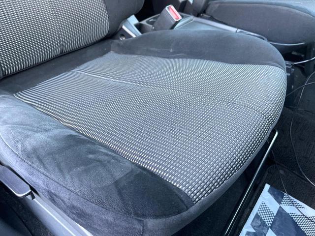 デリカD:5 ローデスト G パワーパッケージ 電動スライドドア SDナビ バックカメラ スマートキー HIDヘッド ビルトインETC クルコン 純正18インチアルミ オートライト オートエアコン パドルシフト(52枚目)