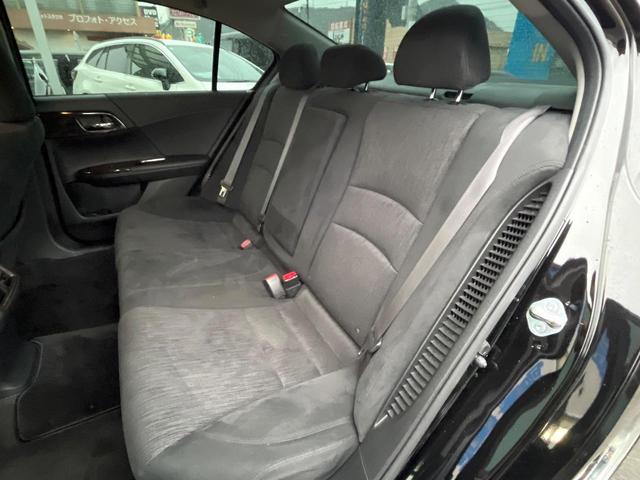 アコードハイブリッド LX 純正HDDナビ バックカメラ スマートキー LEDヘッド ビルトインETC クルコン オートライト デュアルエアコン Bluetooth CD DVD再生 地デジ LEDフォグ(28枚目)