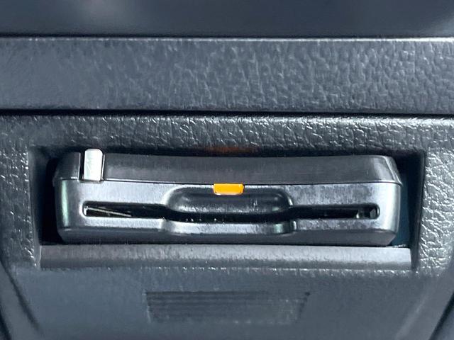 レヴォーグ １．６ＧＴ－Ｓアイサイト　４ＷＤ　ＳＤナビ　サイド・バックカメラ　衝突被害軽減システム　レーダークルーズ　レザーシート　ドラレコ　コーナーセンサー　スマートキー　ＬＥＤヘッド　ＥＴＣ　オートライト　デュアルエアコン（52枚目）