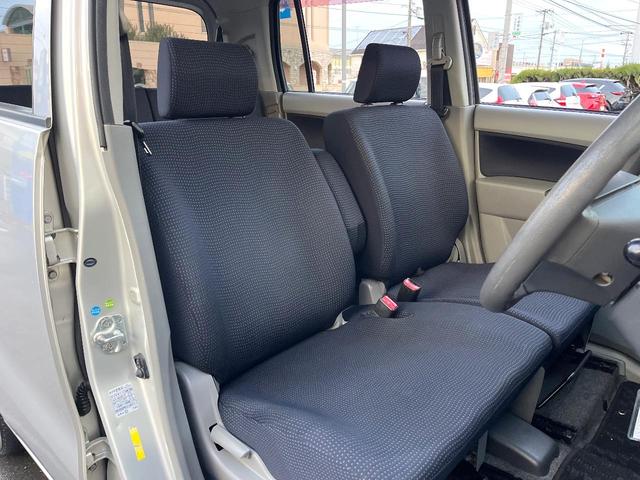 ワゴンＲ ＦＸ　ＳＤナビ　バックカメラ　ビルトインＥＴＣ　純正１３インチアルミホイール　ＣＤ　ＤＶＤ再生　フルセグＴＶ　プライバシーガラス（11枚目）