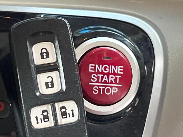 Ｎ－ＢＯＸ＋ Ｇ・Ｌパッケージ　両側電動ドア　純正ＳＤナビ　バックカメラ　スマートキー　ＨＩＤヘッド　ＥＴＣ　ＣＤ　ＤＶＤ再生　地デジ（7枚目）