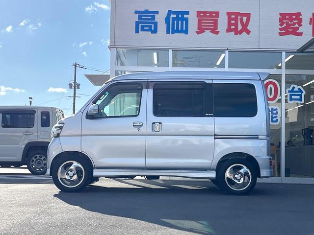 アトレーワゴン カスタムターボＲＳリミテッド　ＳＤナビ　バックカメラ　ＨＩＤヘッド　ＥＴＣ　純正１４インチアルミ　ＣＤ（23枚目）