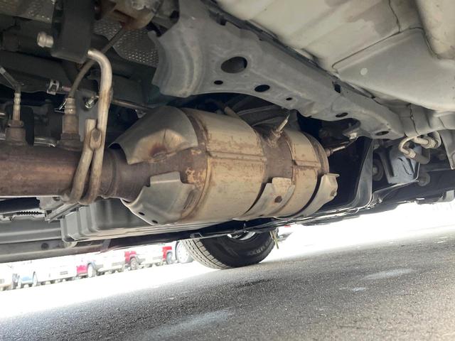 レジアスエースバン ロングスーパーＧＬ　ディーゼル（軽油）　ＳＤナビ　バックカメラ　スマートキー　ＬＥＤヘッド　ＥＴＣ　オートライト　オートエアコン　Ｂｌｕｅｔｏｏｔｈ　ＣＤ　ＤＶＤ再生　フルセグ　ＬＥＤフォグ（26枚目）