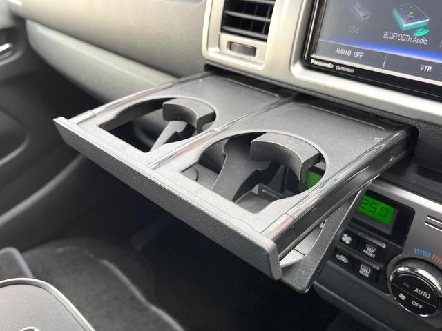 レジアスエースバン ロングスーパーＧＬ　ディーゼル（軽油）　ＳＤナビ　バックカメラ　スマートキー　ＬＥＤヘッド　ＥＴＣ　オートライト　オートエアコン　Ｂｌｕｅｔｏｏｔｈ　ＣＤ　ＤＶＤ再生　フルセグ　ＬＥＤフォグ（48枚目）