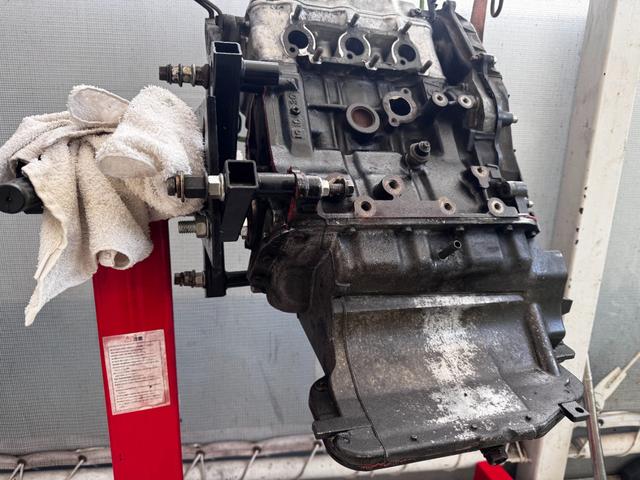 エブリイ ターボＰＳ　ターボ交換　エンジンオーバーホール済み　クラッチディスク交換済み　ターボ　フルタイム４ｗｄ　フロア５ＭＴ　Ｆ６Ａ　ＳＯＨＣ１２ｖ　エアコン　　当時物ノーマル使用（3枚目）