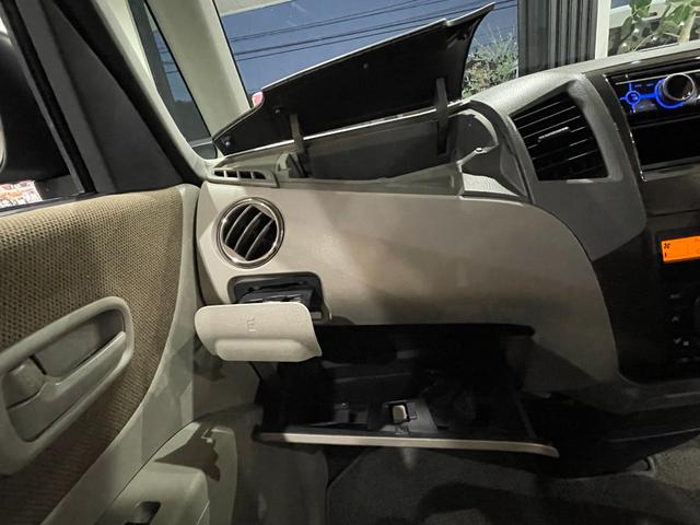 パレット ＩＳセレクション　特別仕様車　両側スライド片側電スラ　アイドリングストップ　電格ミラー　プッシュスタート　スマートキー　オートエアコン　ＨＩＤ（12枚目）