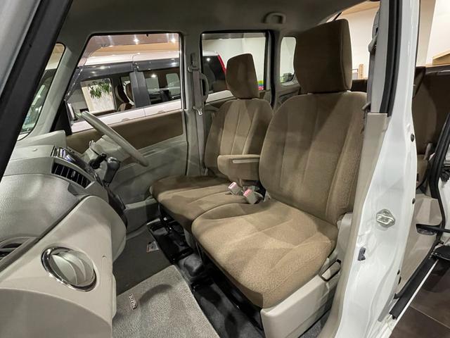 パレット ＩＳセレクション　特別仕様車　両側スライド片側電スラ　アイドリングストップ　電格ミラー　プッシュスタート　スマートキー　オートエアコン　ＨＩＤ（16枚目）