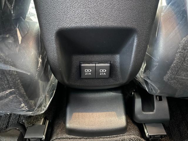 ライズ Ｚ　４ＷＤ　サポカー　ディスプレイオーディオ　アイドリングストップ　クルコン　Ｂカメラ　レーンキープアシスト　衝突被害軽減システム　オートマチックハイビーム　クリアランスソナー　プッシュスタート（15枚目）