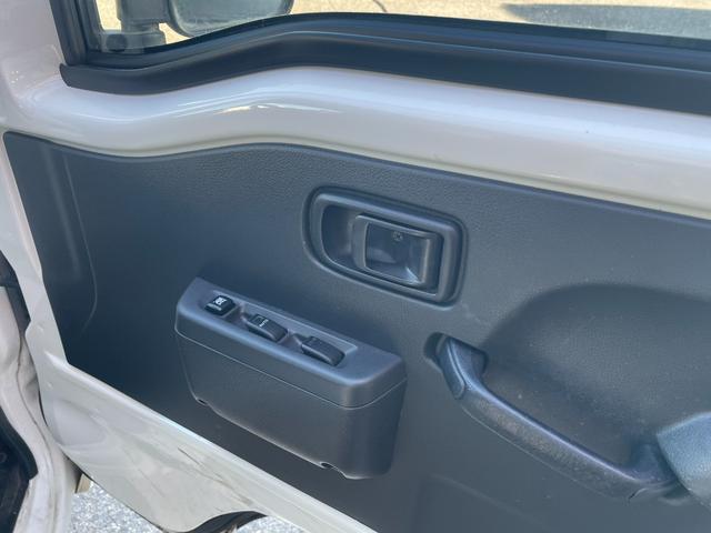 ハイゼットトラック  FRP中温冷蔵冷凍車-7℃ 4WD 両側スライドドア SAIII 衝突軽減ブレーキ 障害物センサー オートライト キーレス パワーウィンドウ 集中ドアロック エアコン パワステ ドライブレコーダー(26枚目)