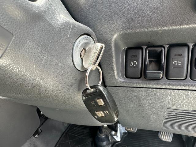 ハイゼットトラック ジャンボ 4WD TVナビ Bluetooth接続 デジタルインナーミラー 作業灯 パワーステアリング パワーウィンドウ(7枚目)