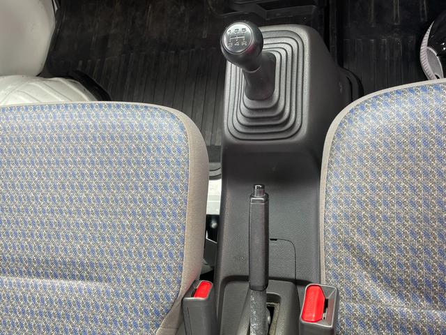 アクティトラック SDX 4WD ガードパイプ付鳥居 作業灯 運転席エアバック エアコン パワステ 三方開(12枚目)