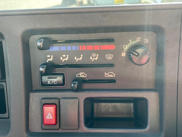 サンバートラック TC 4WD 寒冷地仕様 パワステ パワーウィンドウ(8枚目)