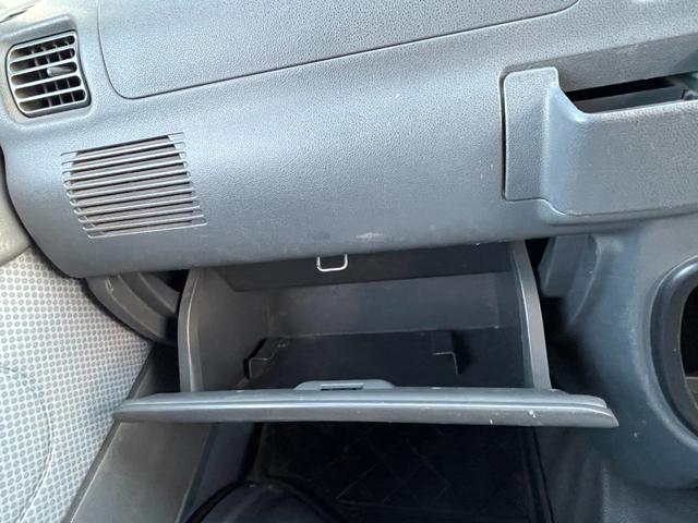 ハイゼットトラック ジャンボ 4WD 3方開 5速MT パワステ パワーウィンドウ エアコン FM/AMラジオ キーレス(26枚目)