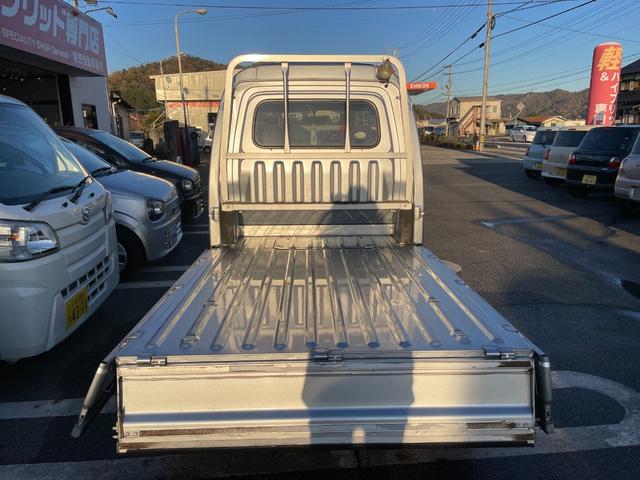 ハイゼットトラック ジャンボ 4WD 3方開 5速MT パワステ パワーウィンドウ エアコン FM/AMラジオ キーレス(39枚目)