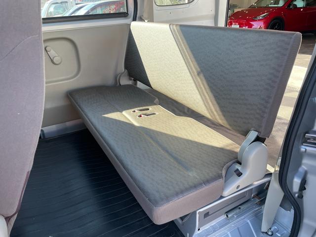 エブリイ PA 4WD 5速MT ハイルーフ エアコン FM/AM パワステ 後席スライドドア 運転席助手席エアバック 禁煙車(19枚目)