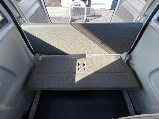 エブリイ PA 4WD 5速MT ハイルーフ エアコン FM/AM パワステ 後席スライドドア 運転席助手席エアバック 禁煙車(21枚目)