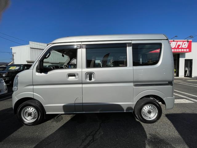 エブリイ PA 4WD 5速MT ハイルーフ エアコン FM/AM パワステ 後席スライドドア 運転席助手席エアバック 禁煙車(28枚目)