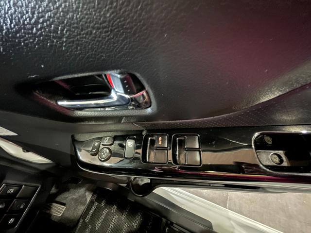 スペーシアカスタム XSリミテッド レーダーブレーキサポート 純正ナビ ステリモ 両側電動スライドドア ETC オートライト 電格ミラー アイドリングストップ シートヒーター 後席サンシェード HID フォグ プッシュスタート(13枚目)