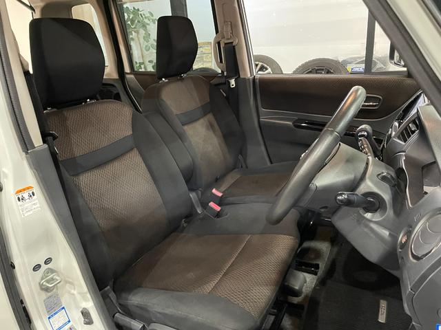 ルークス ハイウェイスターターボ　純正ナビ　ＴＶナビ　Ｂｌｕｅｔｏｏｔｈ接続　ＥＴＣ　Ｂカメラ　ドラレコ　両側電動スライドドア　プッシュスタート　純正１４インチアルミ　ＨＩＤ　フロントフォグ　ベンチシート（20枚目）