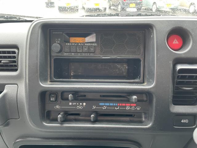 ハイゼットトラック エアコン・パワステ　スペシャル　４ＷＤ　５速ＭＴ　エアコン　パワステ　荷台マット　ゲートプロテクター　ＦＭ／ＡＭ（17枚目）