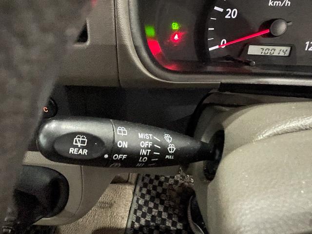 エブリイ ジョイン　４ＷＤ　パワステパワーウィンドウ　エアコン　ＣＤ　ＦＭ／ＡＭ　パートタイム４ＷＤ（6枚目）