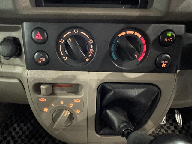 エブリイ ジョイン　４ＷＤ　パワステパワーウィンドウ　エアコン　ＣＤ　ＦＭ／ＡＭ　パートタイム４ＷＤ（8枚目）