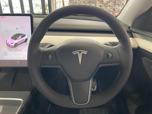 モデルY RWD エンハンストオートパイロット ホワイトレザーシート ガラスルーフ ETC2.0 パワーバックドア 20インチアルミ 全方位カメラ 禁煙車 メーカー保証継承(19枚目)