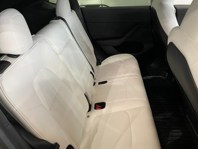 モデルY RWD エンハンストオートパイロット ホワイトレザーシート ガラスルーフ ETC2.0 パワーバックドア 20インチアルミ 全方位カメラ 禁煙車 メーカー保証継承(24枚目)