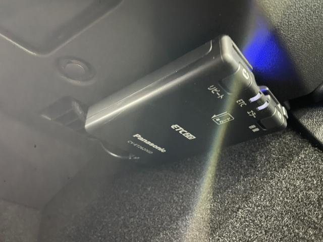 モデルY RWD エンハンストオートパイロット ホワイトレザーシート ガラスルーフ ETC2.0 パワーバックドア 20インチアルミ 全方位カメラ 禁煙車 メーカー保証継承(28枚目)