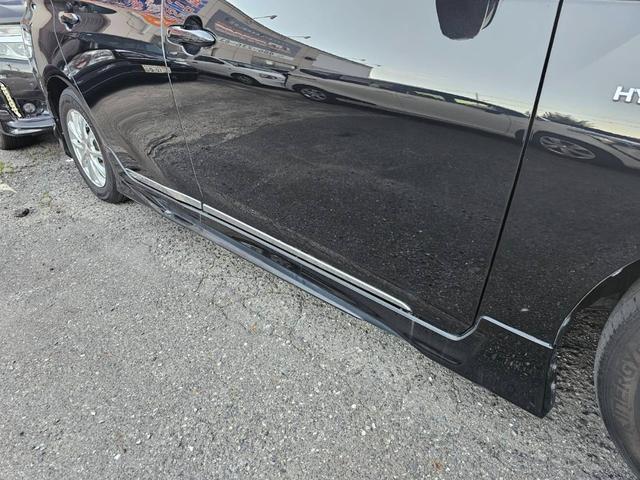 プリウス S モデリスタエアロ・ハイブリッド・ バックカメラ アルミホイール LEDヘッドランプ CVT スマートキー 盗難防止システム 衝突安全ボディ ABS ESC エアコン パワーステアリング パワーウィンドウ 運転席エアバッグ(19枚目)