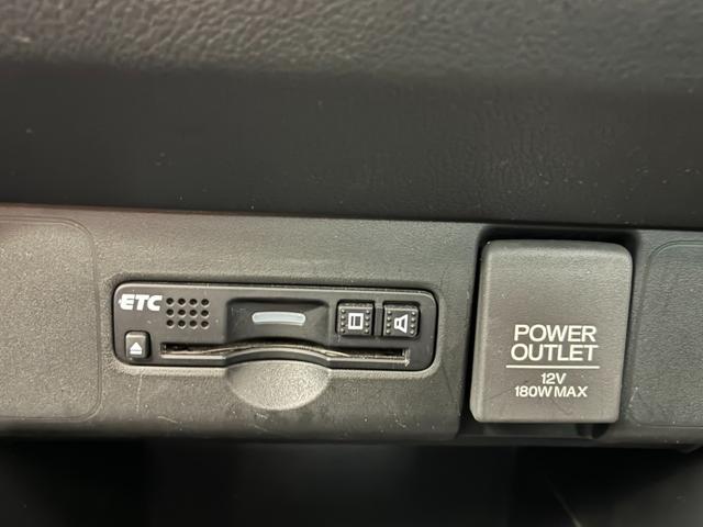 N-BOX G・Lパッケージ 禁煙車 ETC バックカメラ 両側スライド・片側電動 ナビ TV スマートキー アイドリングストップ 電動格納ミラー シートヒーター CVT 盗難防止システム ABS CD USB 衝突安全ボディ(11枚目)