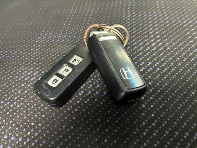 N-BOX G・Lパッケージ 禁煙車 ETC バックカメラ 両側スライド・片側電動 ナビ TV スマートキー アイドリングストップ 電動格納ミラー シートヒーター CVT 盗難防止システム ABS CD USB 衝突安全ボディ(24枚目)