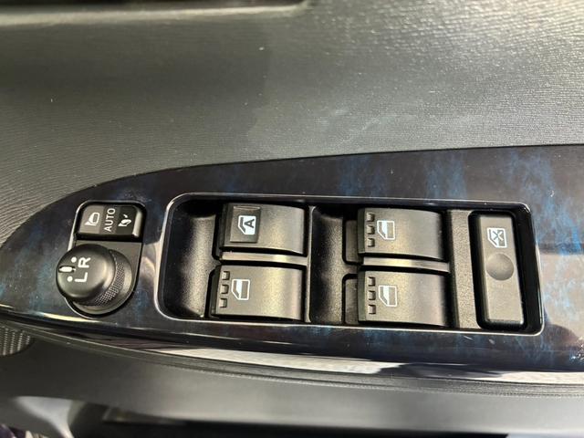 タント カスタムRS トップエディションSAII 禁煙車 バックカメラ 両側電動スライド ナビ TV 衝突被害軽減システム オートライト LEDヘッドランプ スマートキー アイドリングストップ 電動格納ミラー ベンチシート CVT 盗難防止システム(11枚目)