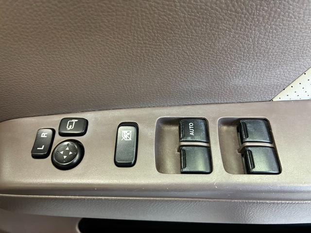 モコ ドルチェＸ　禁煙車ナビ　ＴＶ　オートライト　ＨＩＤ　スマートキー　アイドリングストップ　電動格納ミラー　ベンチシート　ＣＶＴ　盗難防止システム　ＡＢＳ　ＣＤ　アルミホイール　衝突安全ボディ　エアコン（12枚目）