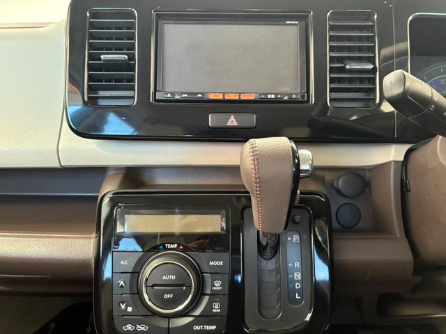 モコ ドルチェＸ　禁煙車ナビ　ＴＶ　オートライト　ＨＩＤ　スマートキー　アイドリングストップ　電動格納ミラー　ベンチシート　ＣＶＴ　盗難防止システム　ＡＢＳ　ＣＤ　アルミホイール　衝突安全ボディ　エアコン（29枚目）