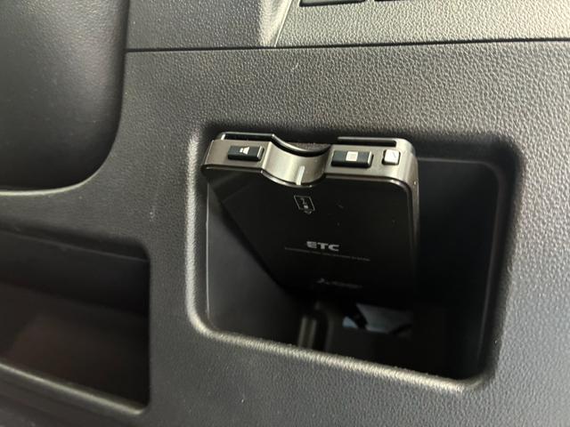 タント カスタムＲＳ　トップエディションＳＡＩＩ　禁煙車　ドライブレコーダー　ＥＴＣ　バックカメラ　両側電動スライドドア　ナビ　ＴＶ　衝突被害軽減システム　オートライト　ＬＥＤヘッドランプ　スマートキー　アイドリングストップ　　シートヒーター（8枚目）