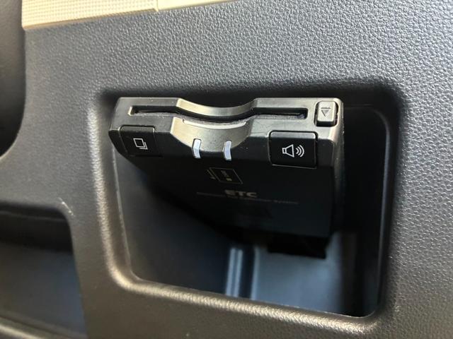 ムーヴキャンバス Ｇブラックインテリアリミテッド　ＳＡＩＩＩ　禁煙車　ＥＴＣ　全周囲カメラ　両側電動スライドドア　ナビ　ＴＶ　クリアランスソナー　衝突被害軽減システム　オートマチックハイビーム　オートライト　ＬＥＤヘッドランプ　スマートキー　アイドリングストップ（10枚目）