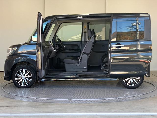 タント カスタムＸ　トップエディションリミテッドＳＡＩＩＩ　禁煙車　ＥＴＣ　全周囲カメラ　両側電動スライドドア　ナビ　ＴＶ　衝突被害軽減システム　オートマチックハイビーム　オートライト　ＬＥＤヘッドランプ　スマートキー　アイドリングストップ　電動格納ミラー（24枚目）