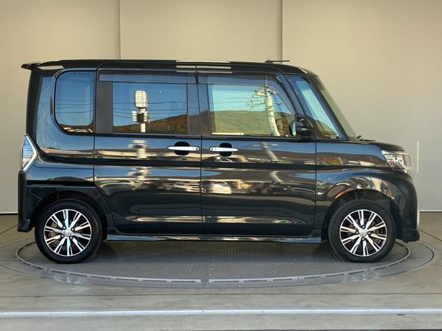 タント カスタムＸ　トップエディションリミテッドＳＡＩＩＩ　禁煙車　ＥＴＣ　全周囲カメラ　両側電動スライドドア　ナビ　ＴＶ　衝突被害軽減システム　オートマチックハイビーム　オートライト　ＬＥＤヘッドランプ　スマートキー　アイドリングストップ　電動格納ミラー（26枚目）
