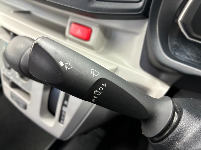 ミライース Ｘ　ＳＡＩＩＩ　禁煙車　ＥＴＣ　クリアランスソナー　衝突被害軽減システム　オートマチックハイビーム　ＬＥＤヘッドランプ　キーレスエントリー　アイドリングストップ　電動格納ミラー　ＣＶＴ　盗難防止システム　ＡＢＳ　ＣＤ（9枚目）