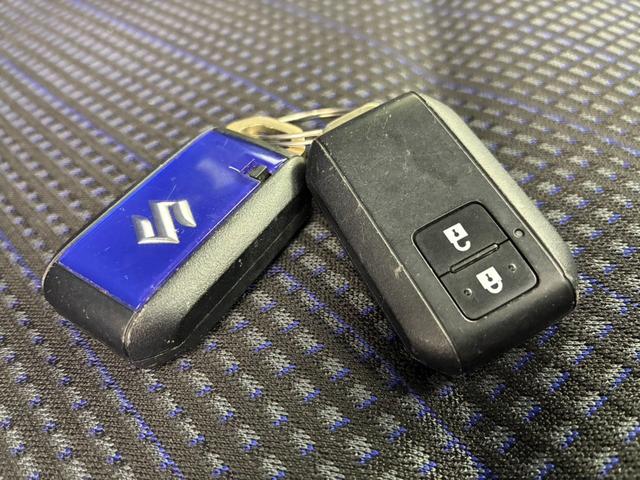 ワゴンＲ ハイブリッドＦＺ　禁煙車　ドライブレコーダー　ＥＴＣ　全周囲カメラ　ナビ　ＴＶ　オートライト　ＬＥＤヘッドランプ　スマートキー　アイドリングストップ　電動格納ミラー　シートヒーター　ベンチシート　　盗難防止システム（12枚目）