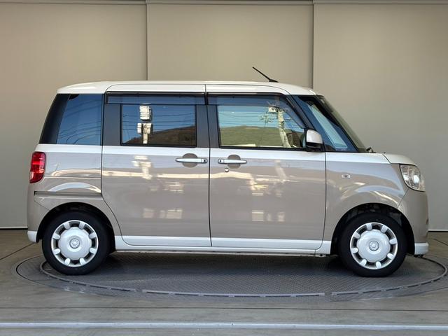 ムーヴキャンバス Ｘ　ＳＡＩＩＩ　禁煙車　ドライブレコーダー　ＥＴＣ　両側電動スライドドア　ナビ　ＴＶ　衝突被害軽減システム　オートマチックハイビーム　オートライト　スマートキー　アイドリングストップ　電動格納ミラー　ベンチシート（16枚目）