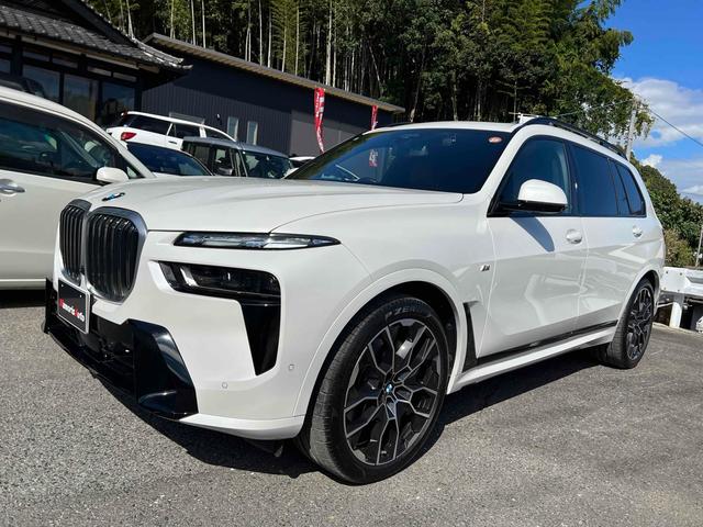 X7 xDrive 40d Mスポーツ 4WD ドライブレコーダー ETC バックカメラ クリアランスソナー オートクルーズコントロール レーンアシスト パワーシート 衝突被害軽減システム サンルーフ ナビ オートライト(5枚目)