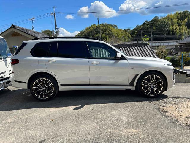 X7 xDrive 40d Mスポーツ 4WD ドライブレコーダー ETC バックカメラ クリアランスソナー オートクルーズコントロール レーンアシスト パワーシート 衝突被害軽減システム サンルーフ ナビ オートライト(6枚目)