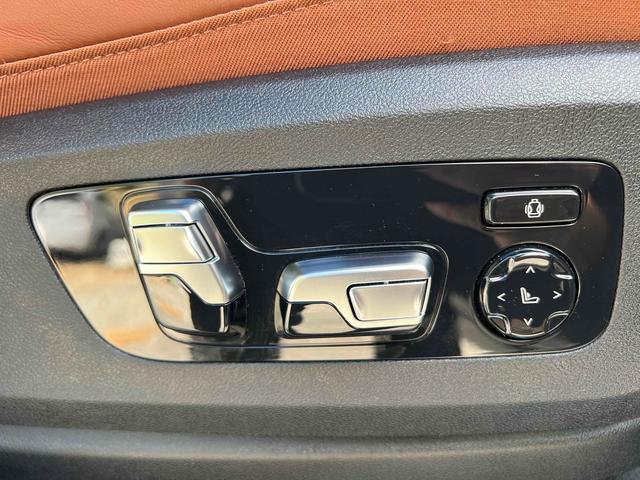 X7 xDrive 40d Mスポーツ 4WD ドライブレコーダー ETC バックカメラ クリアランスソナー オートクルーズコントロール レーンアシスト パワーシート 衝突被害軽減システム サンルーフ ナビ オートライト(31枚目)