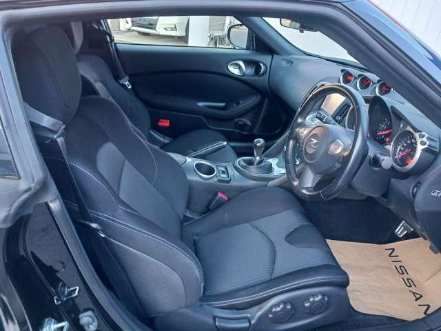 フェアレディZ 3.7 ワンオーナー車 6速MT メーカーナビ(12枚目)